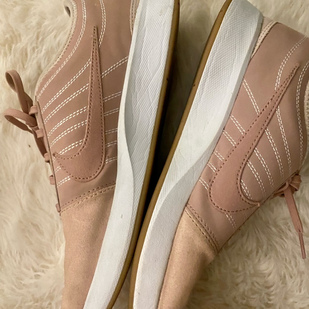 Nike DualTone Racer Light Pink - Picture 5 of 8